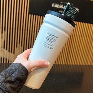 24oz Starbucks White Vacuum Insulated Tumbler with Spill-Proof Lid